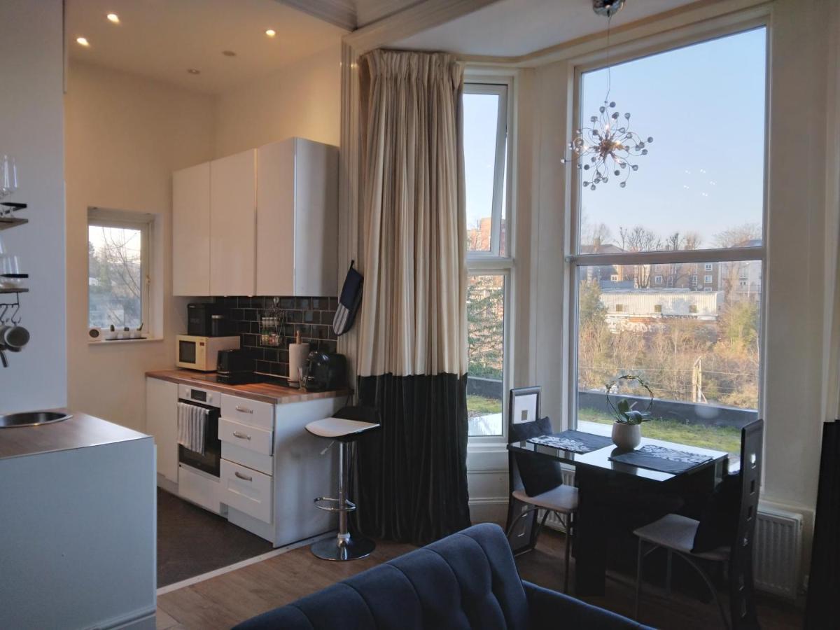 Spacious And Bright 1 Bed Primrose Hill Flat Londra Exterior foto